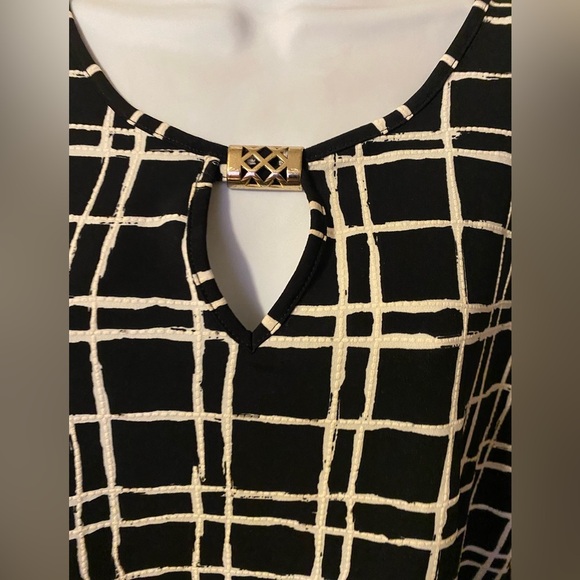 By design black and white puff print grid silver hardware 2x - Picture 4 of 4